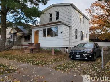 Main picture of 275 Simonson Ave