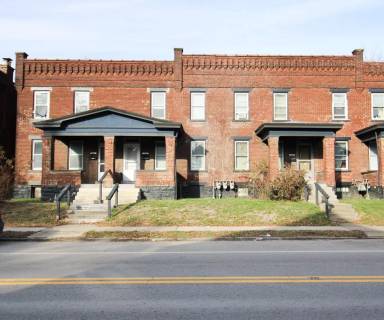 Main picture of 684 E Whittier St