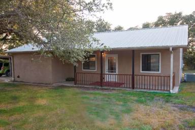 Main picture of 701 Roland Ln