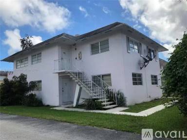 Main picture of 7300 SW 82nd St