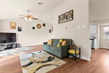 Main picture of 2501 Lain Dr