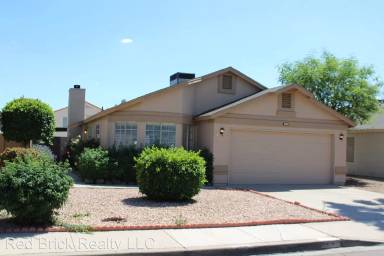 Main picture of 3033 E Siesta Ln