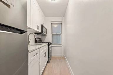 Main picture of George Washington Apartments