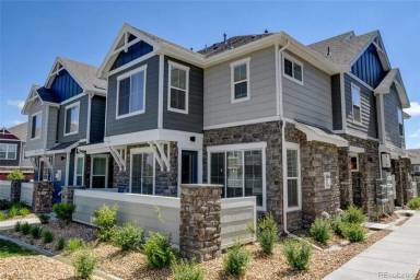 Main picture of 5762 S Addison Way