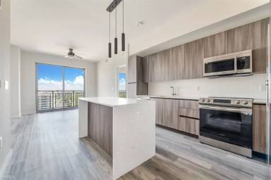 Main picture of 9621 S Dixie Hwy