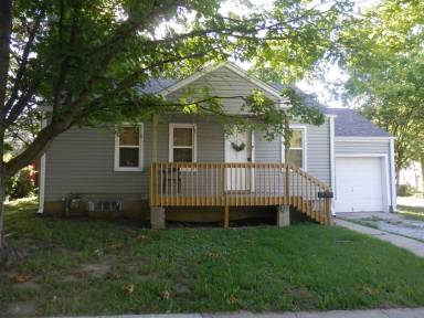 Main picture of 1006 N Garth Ave
