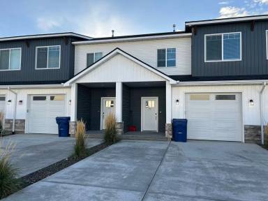 Main picture of 471 Huckleberry Ln