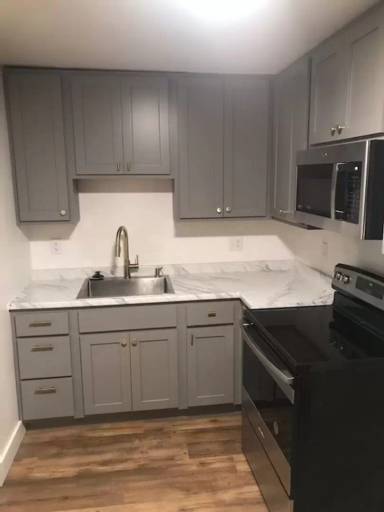 Main picture of 600 S Western Ave