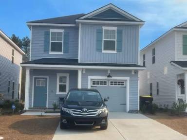 Main picture of 57 Pomona Cir