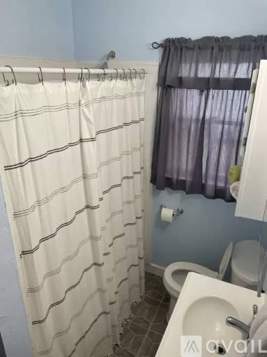 Main picture of 921 S Reno Ave