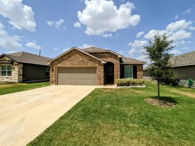 Main picture of 121 Dylan Dr
