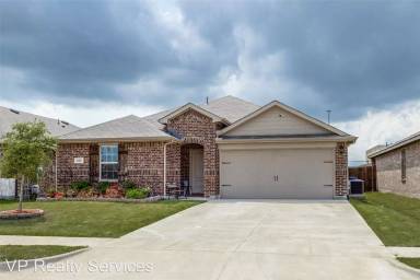 Main picture of 103 Admiral Ln