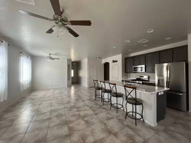 Main picture of 1181 Barnes Dr