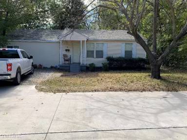 Main picture of 150 Decker Ln