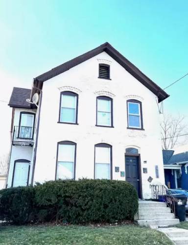 Main picture of 1518 Geneva St