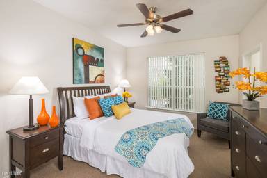 Main picture of Lodge At Westover Hills