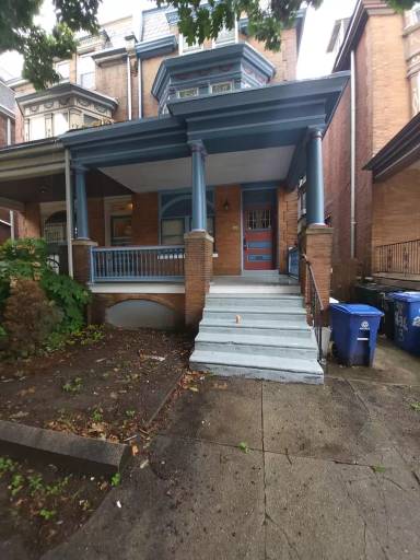 Main picture of 228 S 44th St