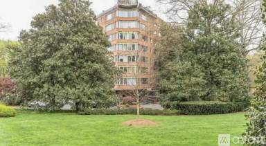 Main picture of 4200 Cathedral Apartments