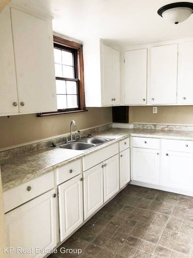 Main picture of 1453 E 24th Ave