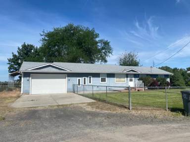 Main picture of 4764 Road M NE