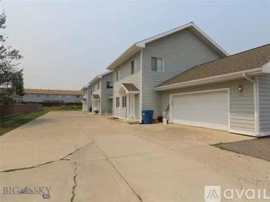 Main picture of 207 N Hunters Way