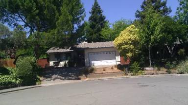 Main picture of 2013 Hampton Pl