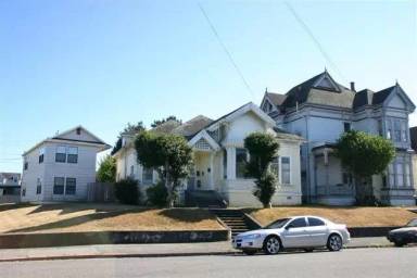 Main picture of 1004 D St