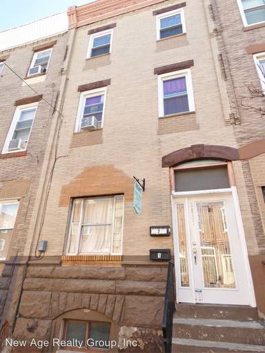 Main picture of 1807 S 18th St
