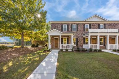 Main picture of 3901 Harkers Way