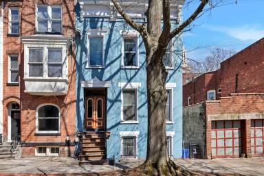 Main picture of 149 Jay St
