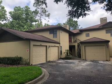 Main picture of Lakecrest Condominium
