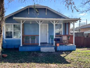 Main picture of 319 W Kenedy Ave