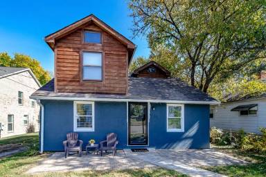 Main picture of 435 Lincoln St