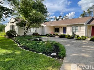 Main picture of 6709 River Rd