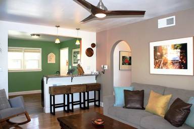 Main picture of 937 W South Park Ave