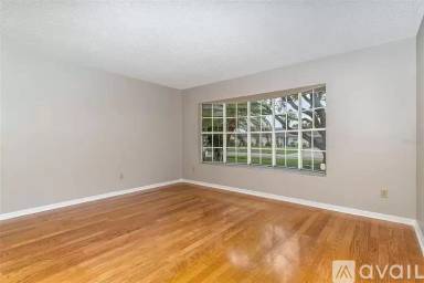 Main picture of 725 Waywood Ave