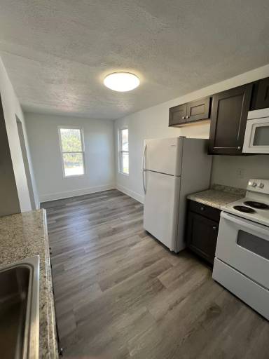 Main picture of 135 N Hamilton Ave