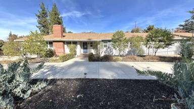 Main picture of 1691 Garden St