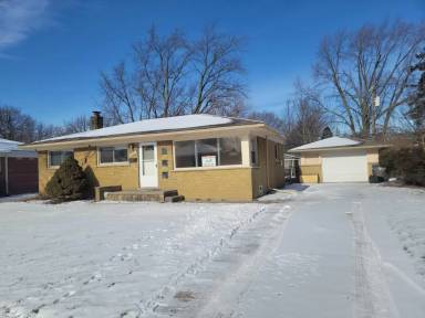 Main picture of 21261 Sunnyview St