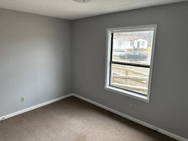 Main picture of 733 Madison Ave