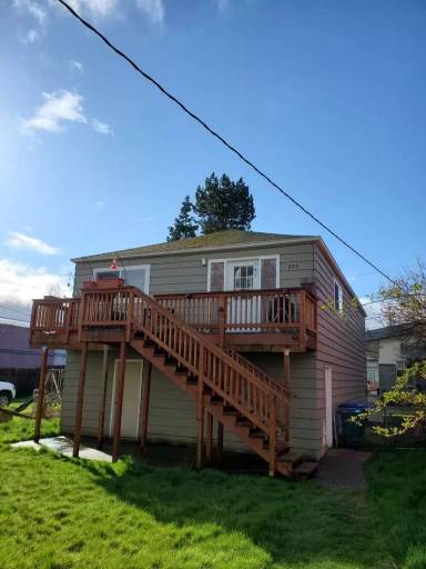 Main picture of 829 Dr Ml King Way