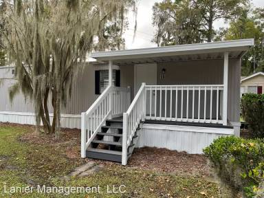 Main picture of Pinewood Mobile Home Community
