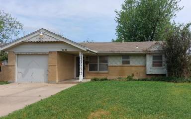Main picture of 2713 SW 65th St