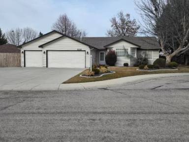 Main picture of 2660 S Spring Bar Way