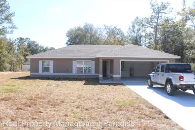 Main picture of 7880 SW 143rd Pl