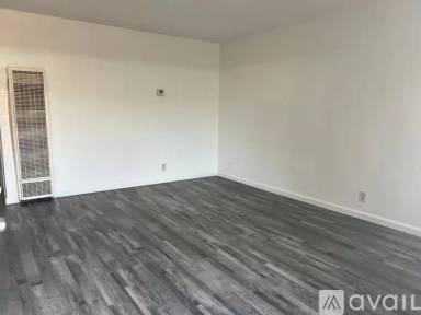 Main picture of 1409 E Cambridge Ave