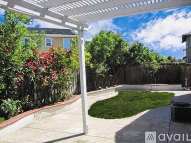 Main picture of 431 E Legacy Dr