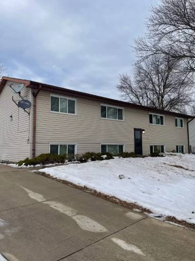 Main picture of 1454 N 31st St