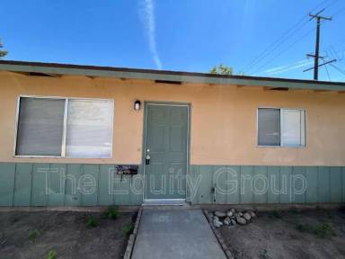 Main picture of 397 S Valencia Blvd