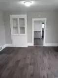Main picture of 932 W Chambers St